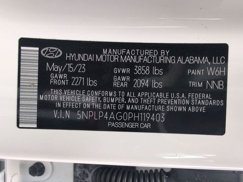 Certified 2023 Hyundai Elantra Limited w/ Cargo Package FWD image 31
