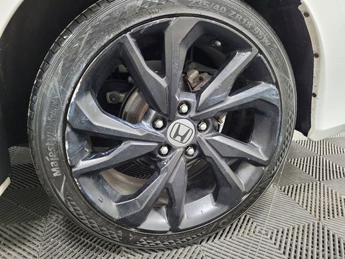 Used 2020 Honda Civic Sport image 31
