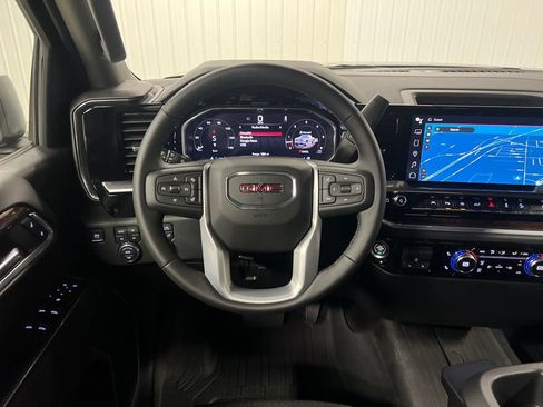 New 2026 GMC Sierra 1500 SLE AWD/4WD image 17