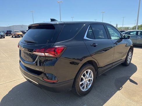 Used 2024 Chevrolet Equinox LT AWD/4WD image 3