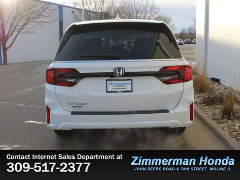 New 2026 Honda Odyssey EX-L image 8
