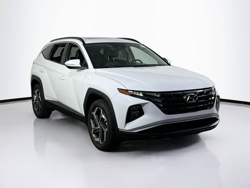 Used 2023 Hyundai Tucson SEL w/ Convenience Package AWD/4WD image 3
