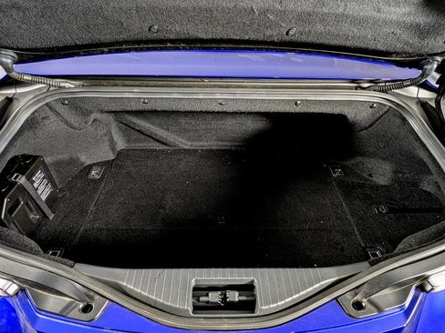 Used 2024 Lexus LC 500 Convertible image 16