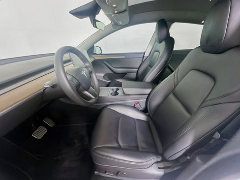 Used 2023 Tesla Model Y Long Range AWD/4WD image 13