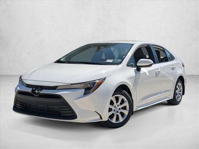 New 2025 Toyota Corolla LE