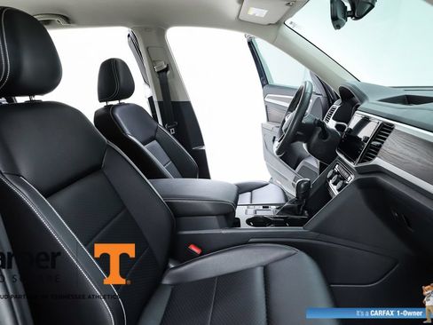 Used 2023 Volkswagen Atlas SE w/ Black Wheel Package FWD image 35