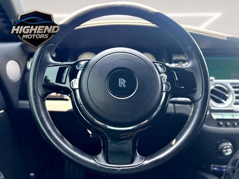 Used 2016 Rolls-Royce Wraith image 23