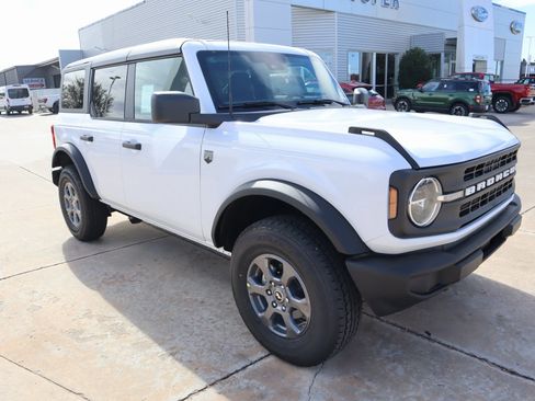 New 2025 Ford Bronco Big Bend image 1