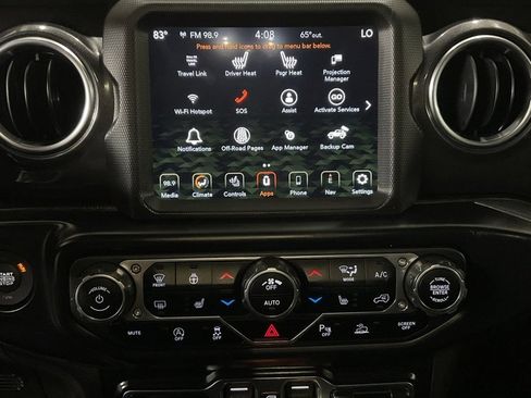 Used 2022 Jeep Wrangler Unlimited Sahara image 17