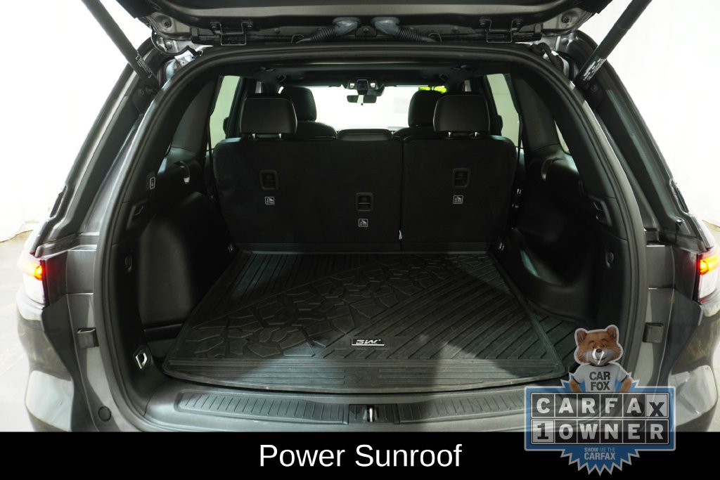 Used 2025 Jeep Grand Cherokee Altitude AWD/4WD image 9