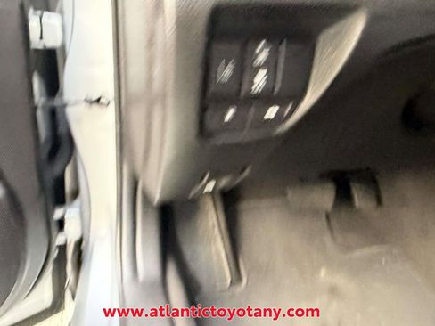 Used 2020 Acura TLX FWD image 31