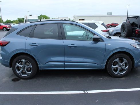 Used 2024 Ford Escape ST-Line w/ Tech Pack #1 AWD/4WD image 3