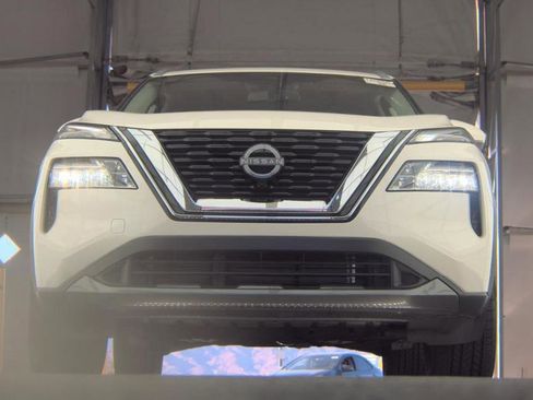 Used 2023 Nissan Rogue SL AWD/4WD image 7