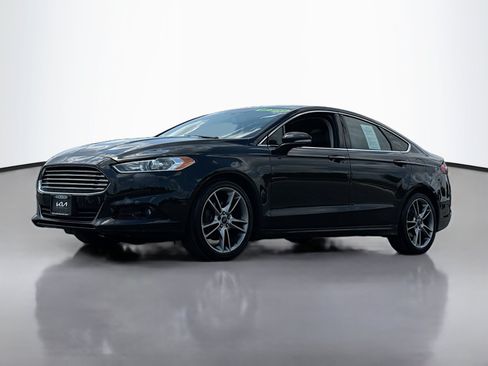 Used 2015 Ford Fusion Titanium FWD image 10