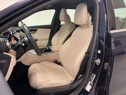 Used 2022 Mercedes-Benz C 300 4MATIC Sedan image 14