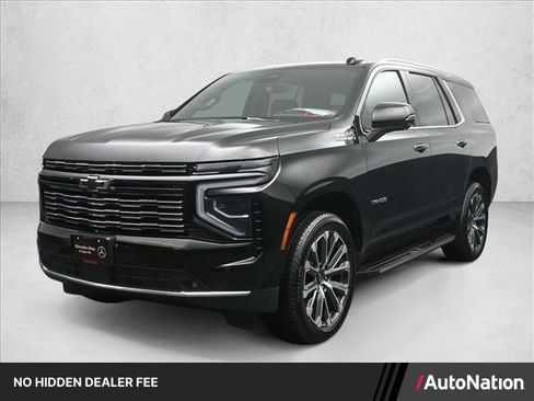 Used 2025 Chevrolet Tahoe High Country AWD/4WD image 1