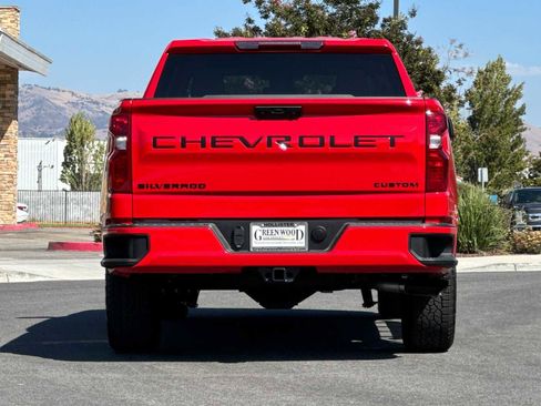 New 2026 Chevrolet Silverado 1500 Custom w/ Turbomax Blackout Package image 5