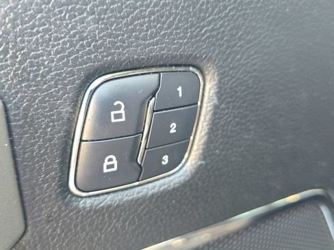 Used 2018 Ford F150 Lariat AWD/4WD image 26
