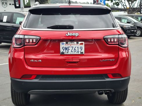 Used 2021 Jeep Compass Limited AWD/4WD image 28