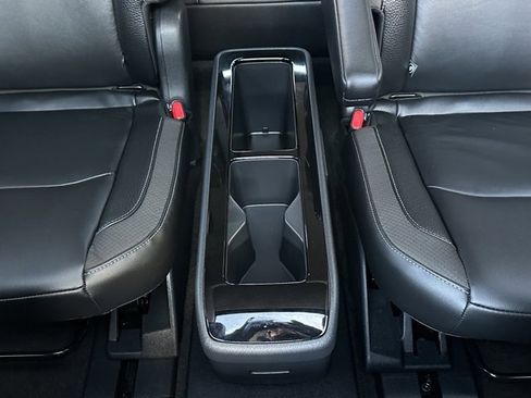 Certified 2025 Nissan Pathfinder SL w/ SL Premium Package image 27