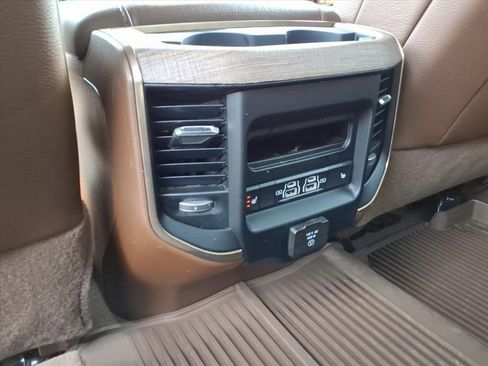 Used 2024 RAM 3500 Limited image 17