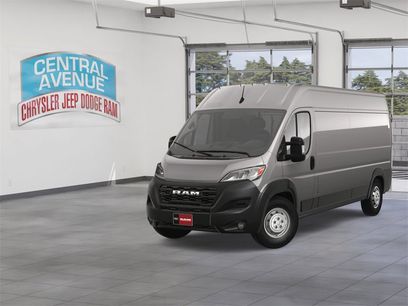 New 2025 RAM ProMaster 3500 w/ Premium Convenience Group