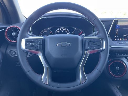 Used 2022 Chevrolet Blazer RS w/ Enhanced Convenience Package image 7