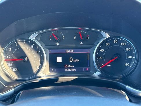 Used 2019 Chevrolet Equinox LT image 24