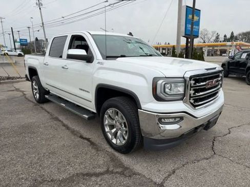 Used 2018 GMC Sierra 1500 SLT w/ SLT Premium Package image 2