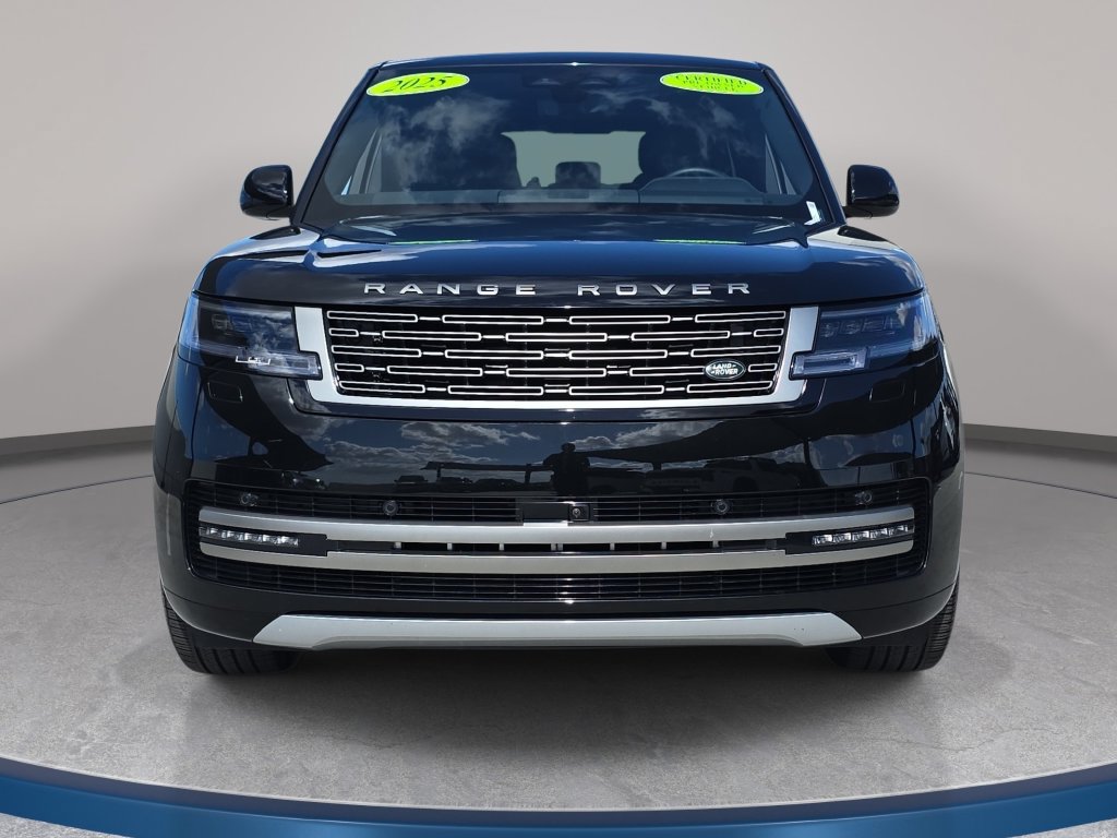 Certified 2025 Land Rover Range Rover SE AWD/4WD image 2