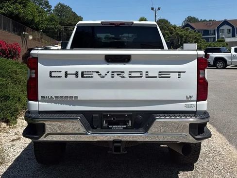 Used 2021 Chevrolet Silverado 3500 LT AWD/4WD image 7