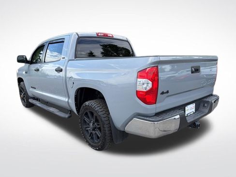 Used 2019 Toyota Tundra SR5 w/ SR5 Upgrade Package AWD/4WD image 5