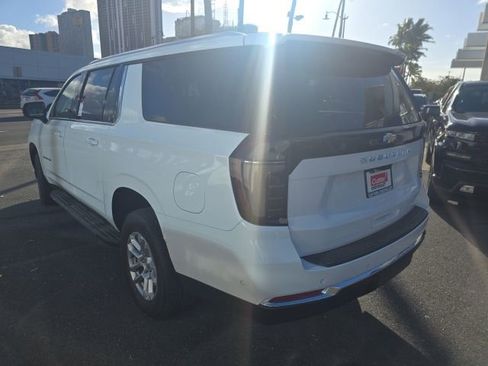 New 2025 Chevrolet Suburban LT w/ Advanced Technology Package image 4