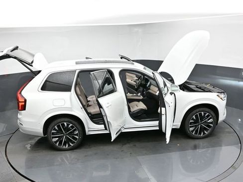 New 2026 Volvo XC90 B6 Ultra w/ Protection Package image 50