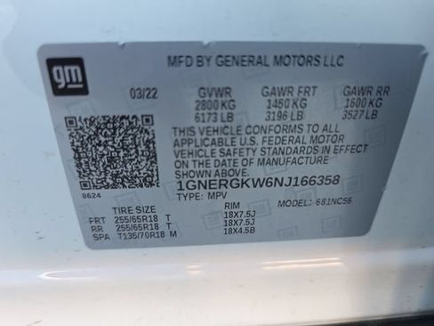 Used 2022 Chevrolet Traverse LT FWD image 32