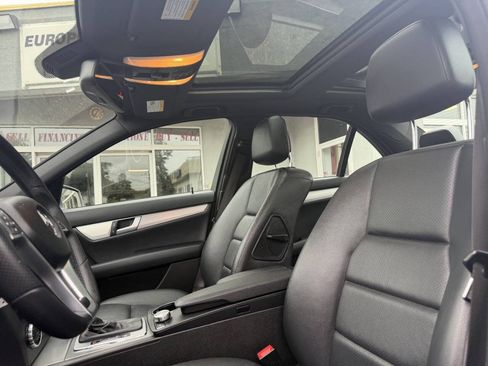 Used 2013 Mercedes-Benz C 300 4MATIC Sedan image 18