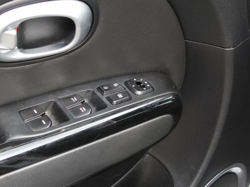 Used 2015 Kia Soul ! w/ Sun & Sound Package image 22