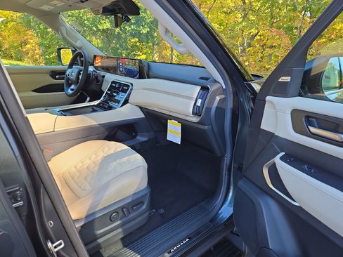 New 2026 Nissan Armada Platinum w/ Convenience Package image 13