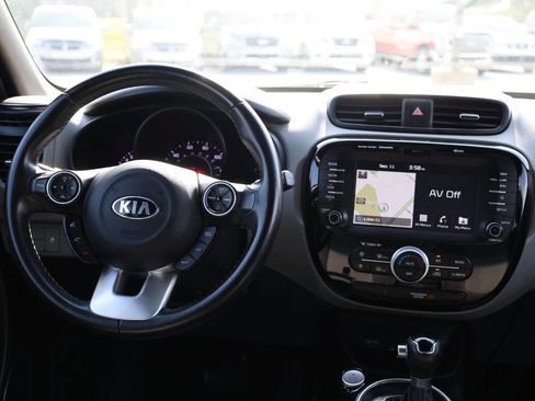 Used 2018 Kia Soul + w/ Audio Package image 22