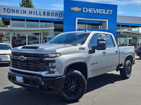 New 2026 Chevrolet Silverado 2500 Custom w/ Custom Value Package AWD/4WD image 2