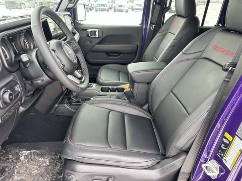 New 2026 Jeep Wrangler Unlimited Rubicon image 13