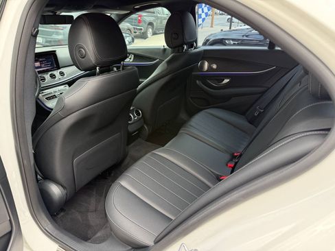 Used 2018 Mercedes-Benz E 300 image 34