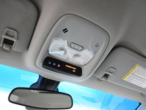 Used 2020 Chevrolet Bolt LT FWD image 24