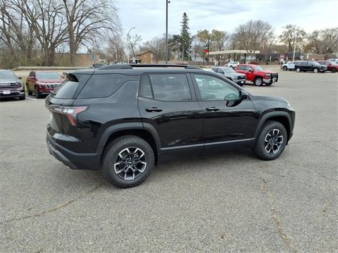 New 2026 Chevrolet Equinox ACTIV image 3