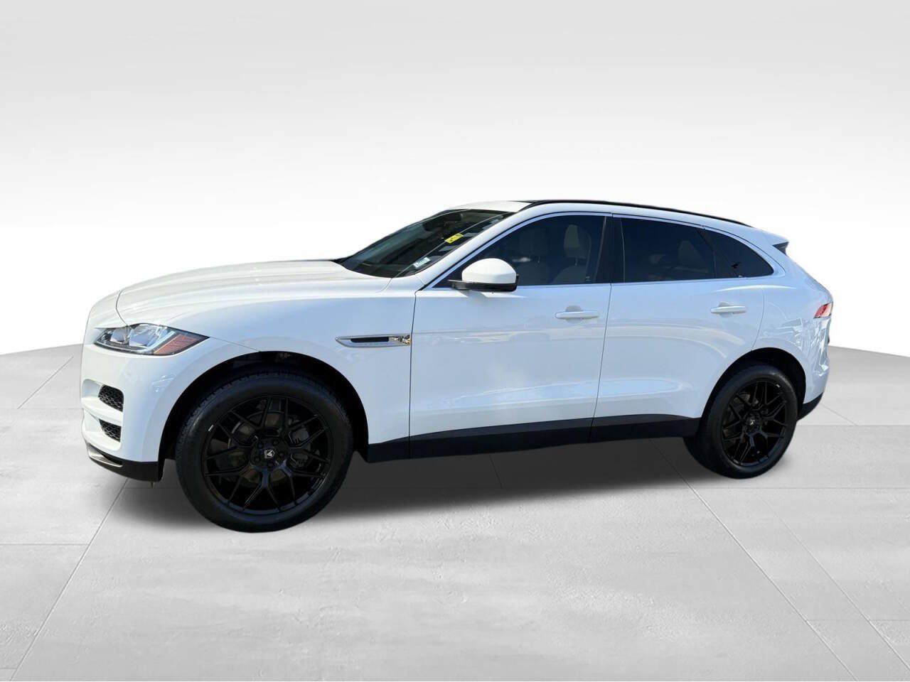 Used 2019 Jaguar F-PACE Premium AWD/4WD image 8
