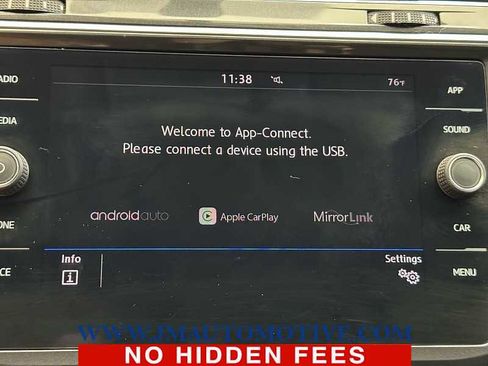 Used 2018 Volkswagen Tiguan SE FWD image 28