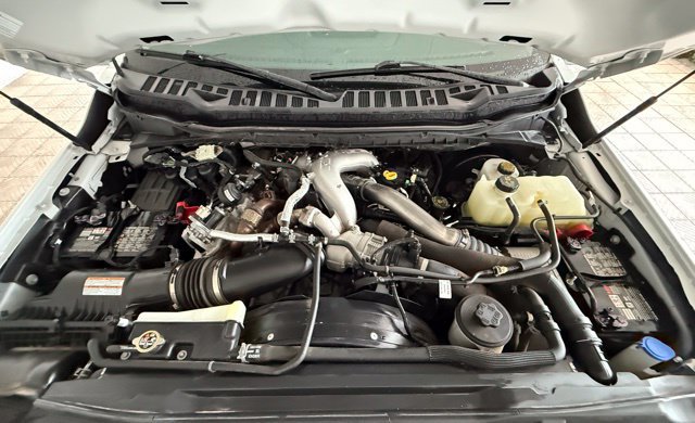 Used 2023 Ford F250 XLT AWD/4WD image 32