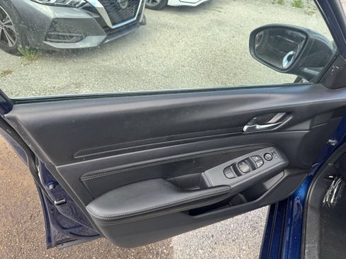 Used 2020 Nissan Altima 2.5 S FWD image 9