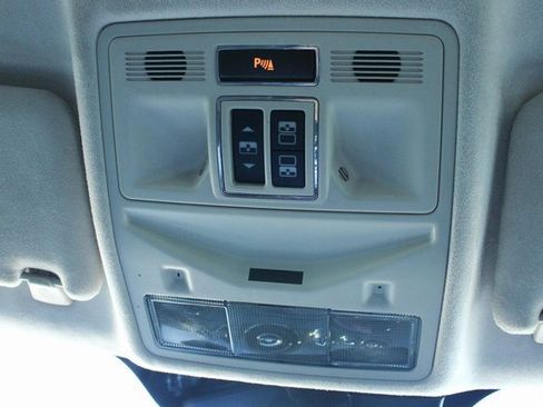 Used 2013 Jaguar XJ AWD image 27