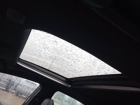 Used 2025 Toyota Camry XSE image 10